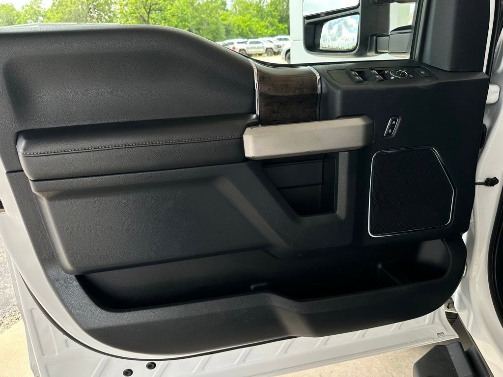 Used 2022 Ford F250 Lariat w/ Chrome Package AWD/4WD image 10