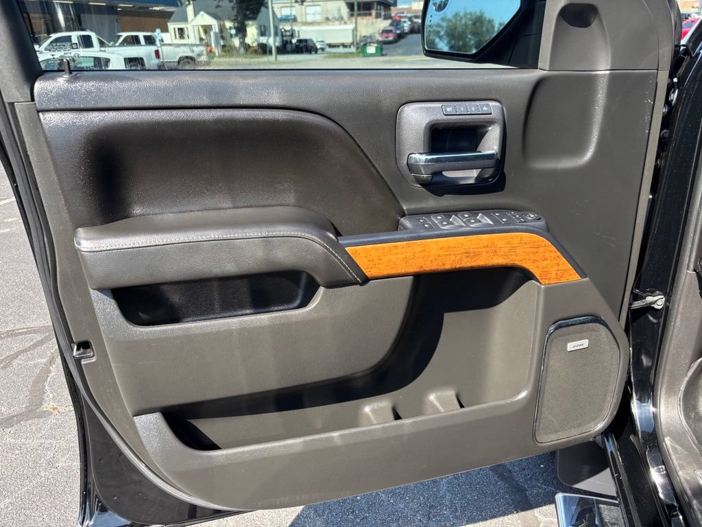 Used 2017 Chevrolet Silverado 1500 High Country AWD/4WD image 24
