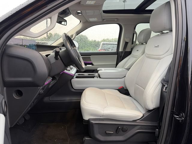 Used 2025 Ford Expedition Max Platinum AWD/4WD image 17