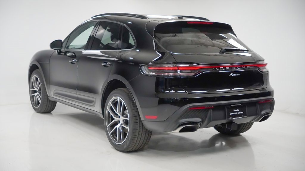 New 2026 Porsche Macan image 3