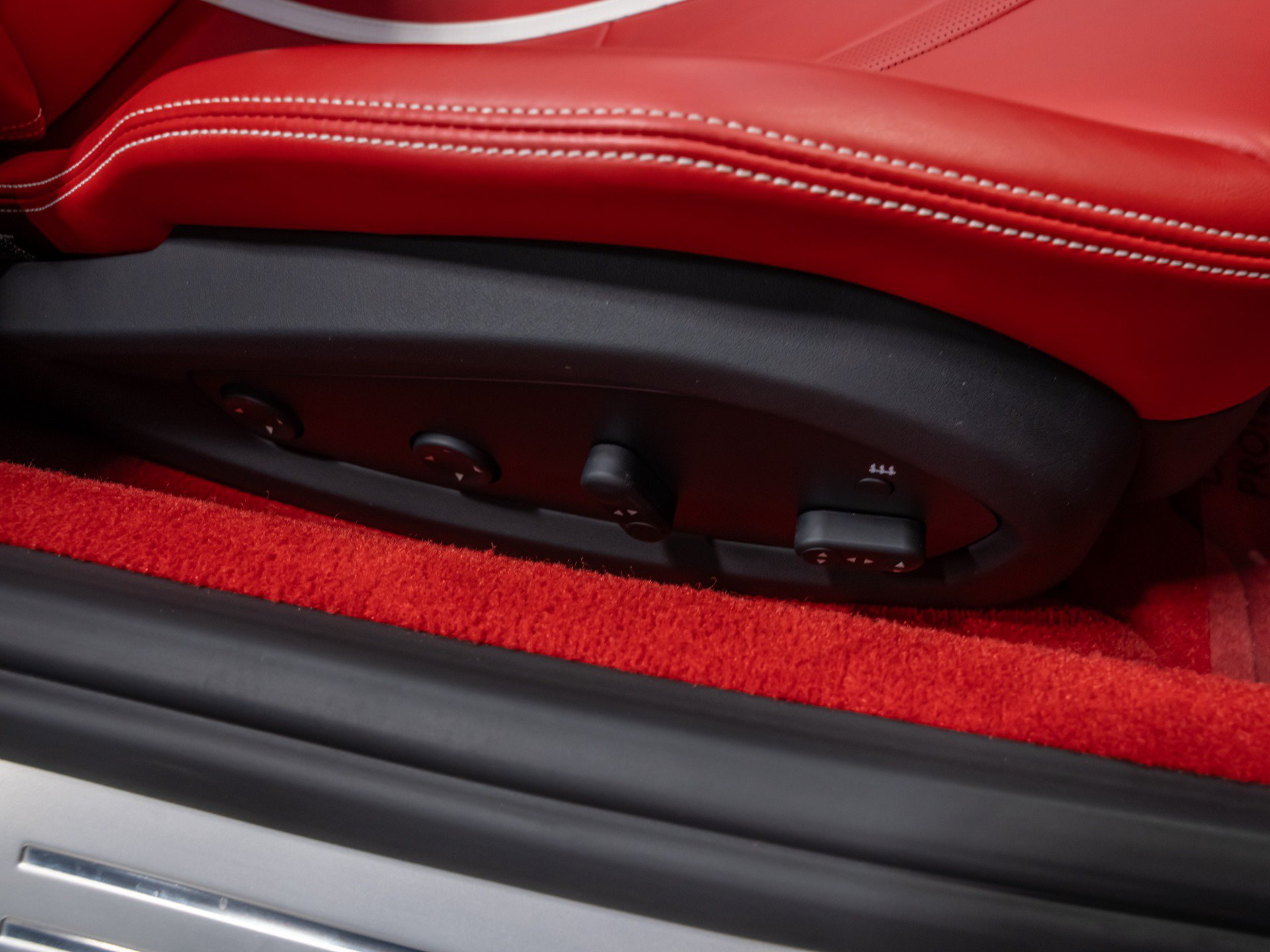 Used 2023 Ferrari 812 GTS RWD image 80