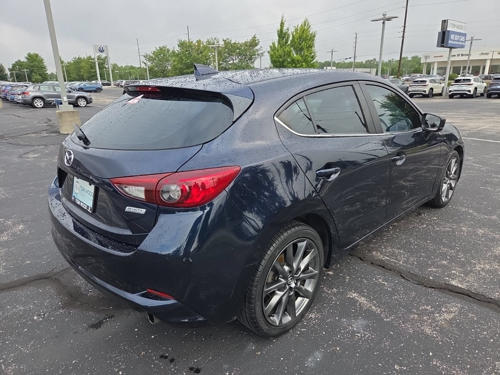 Used 2018 MAZDA MAZDA3 Grand Touring w/ Premium Equipment Package FWD image 6
