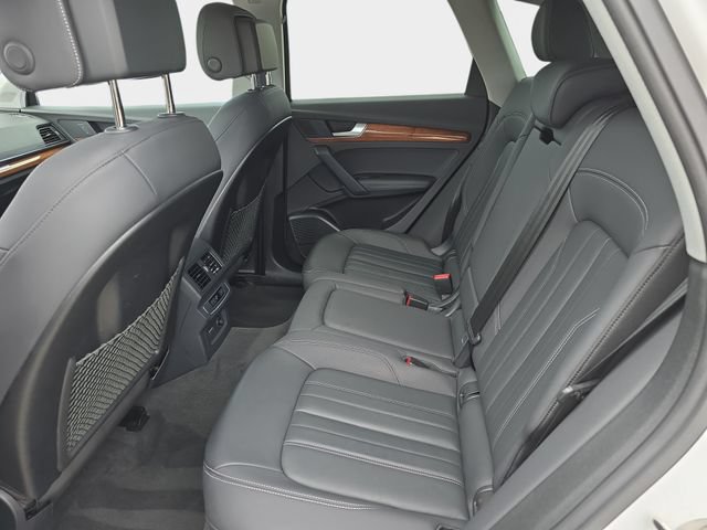 Used 2023 Audi Q5 2.0T Premium Plus AWD/4WD image 17