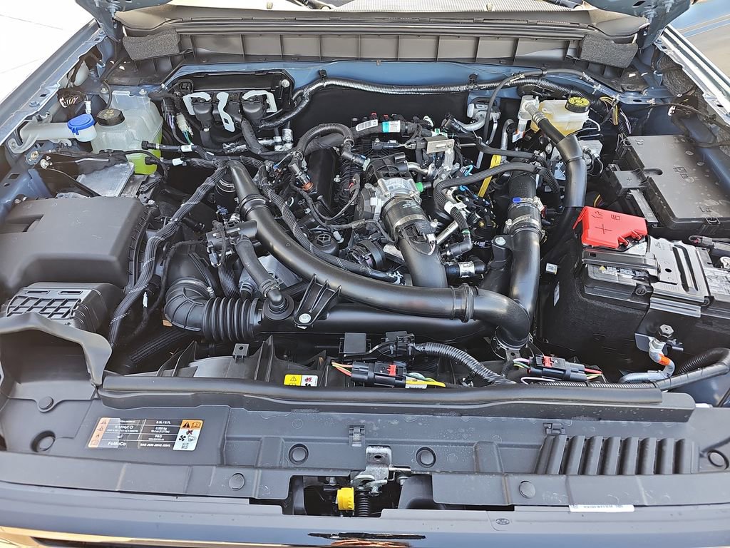 New 2025 Ford Bronco Outer Banks image 32