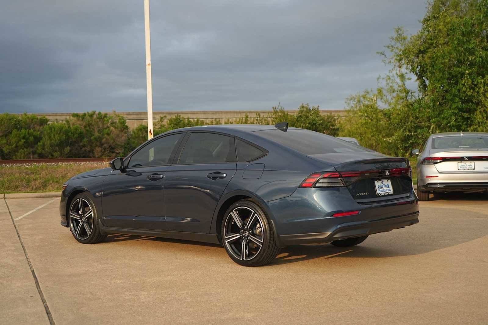 Used 2026 Honda Accord SE image 4