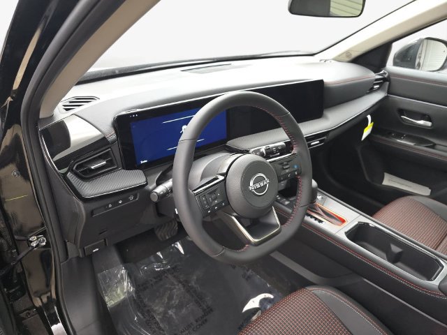 New 2027 Nissan Kicks SR w/ SR Premium Package FWD image 16