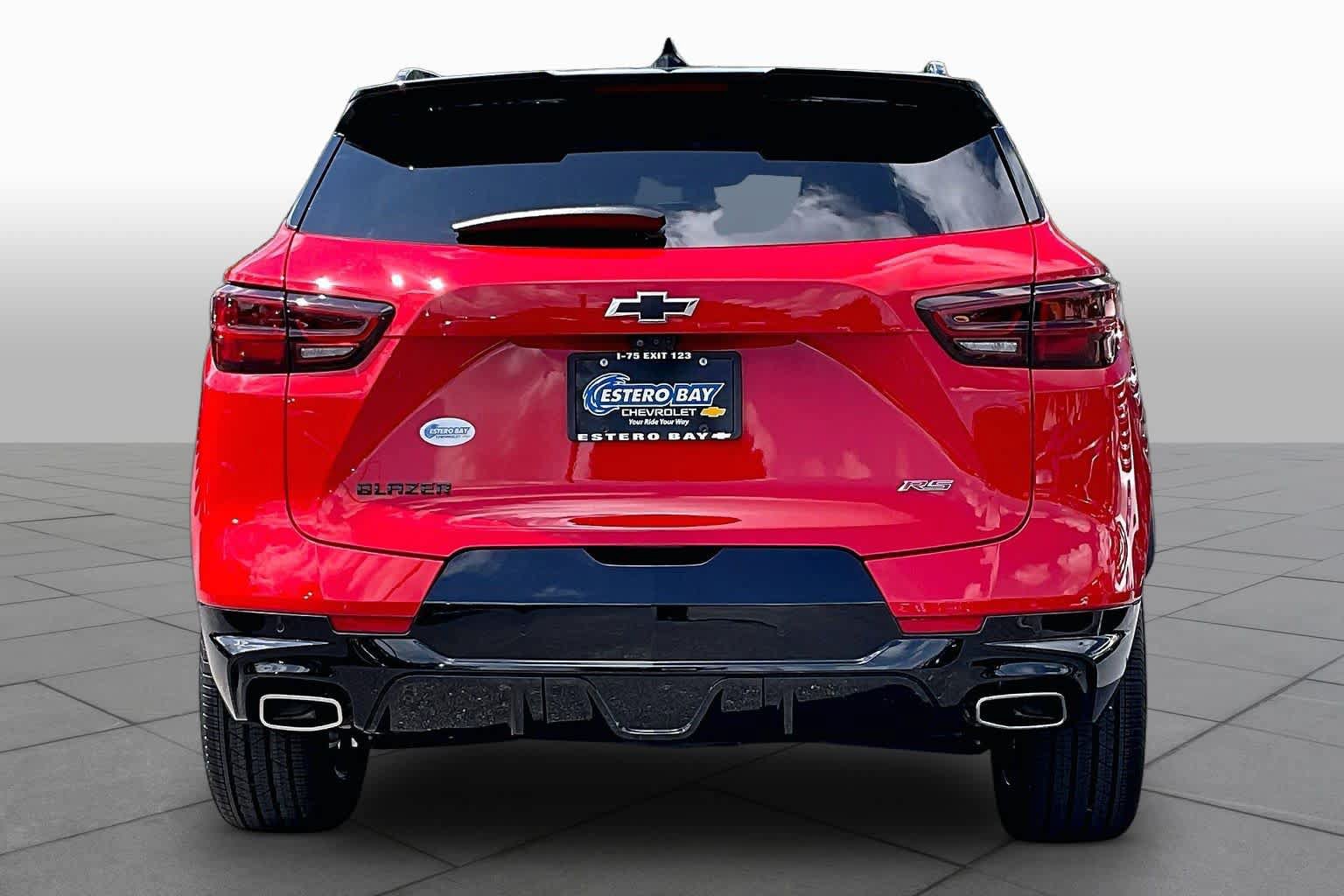 Used 2023 Chevrolet Blazer RS w/ Driver Confidence II Package FWD image 5