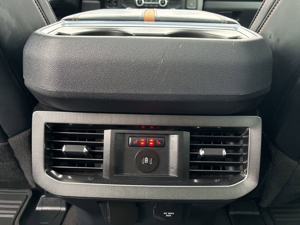 Used 2024 Ford F250 Platinum image 25