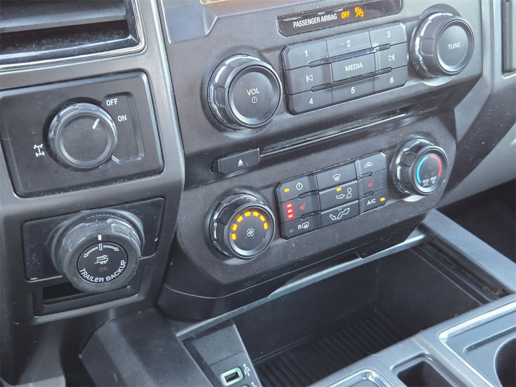 Used 2018 Ford F150 XLT w/ Equipment Group 302A Luxury image 16