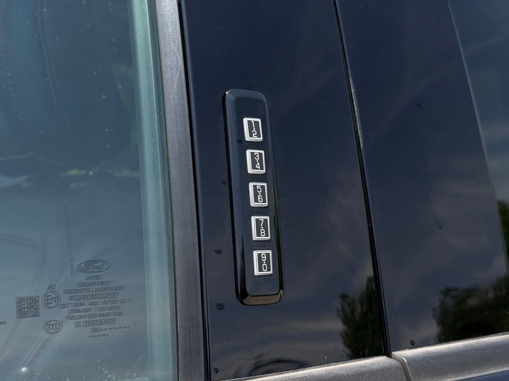 Used 2024 Ford F150 Raptor AWD/4WD image 7