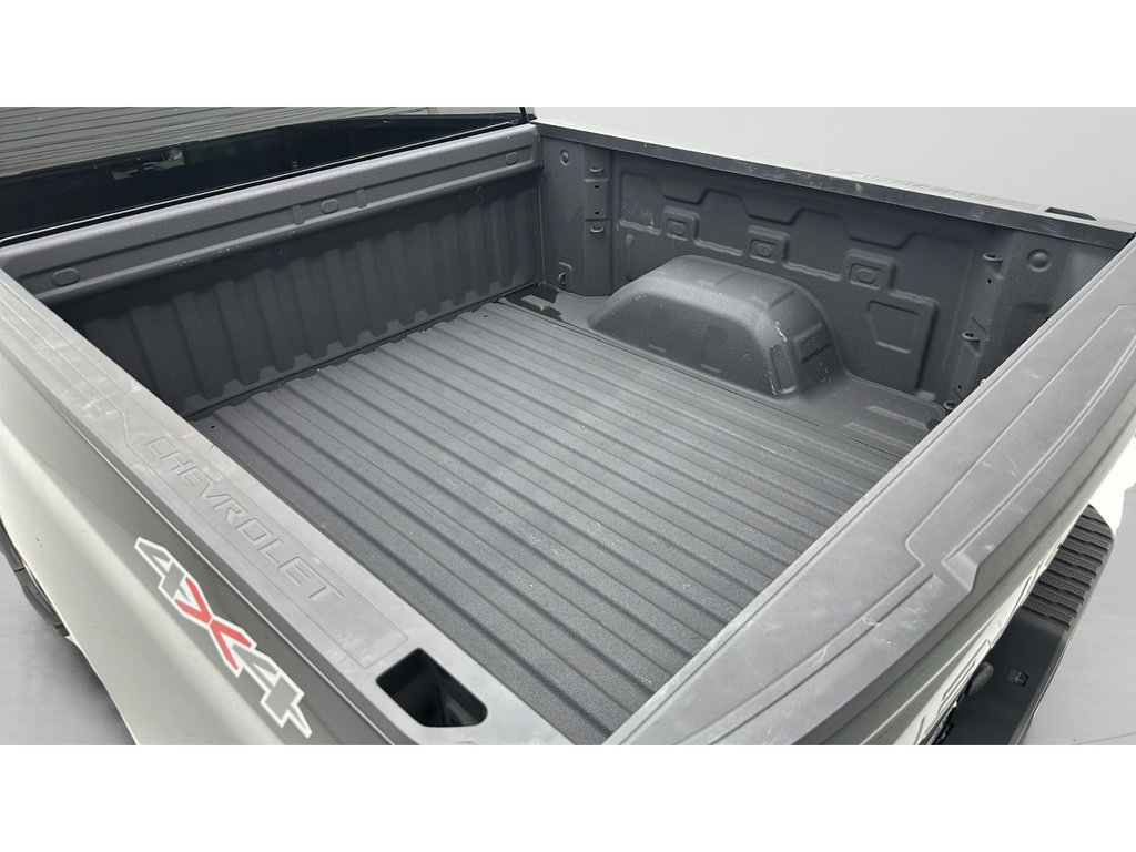 Used 2024 Chevrolet Silverado 1500 Custom AWD/4WD image 8