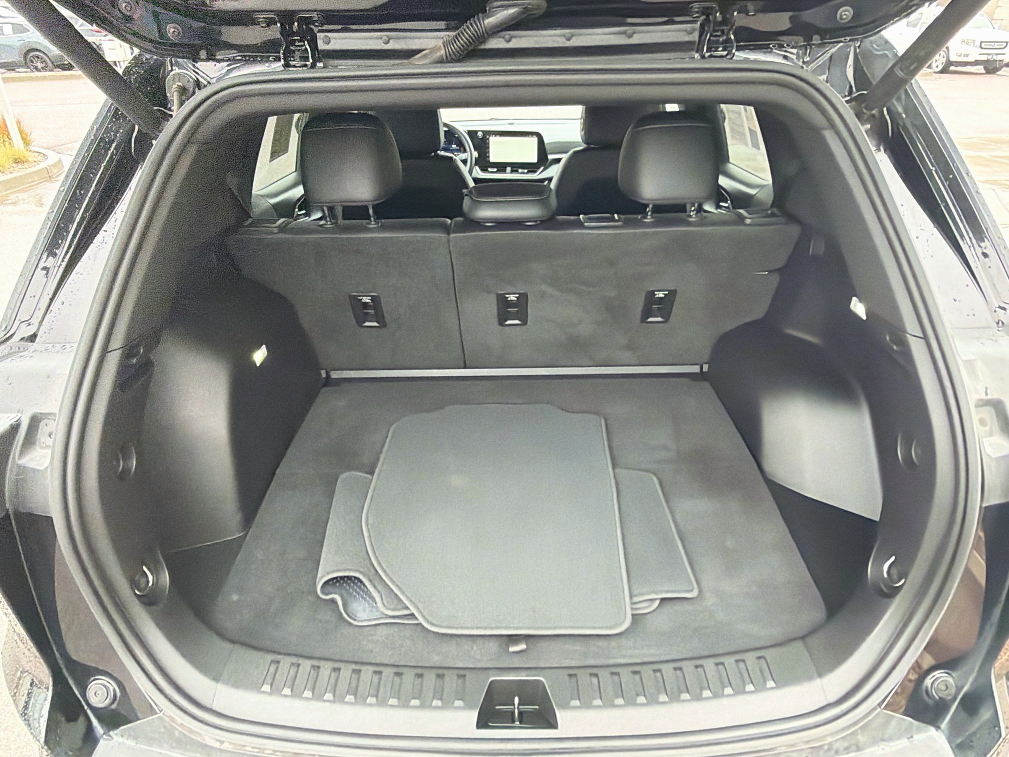Used 2025 Chevrolet Equinox LT w/ Convenience Package II AWD/4WD image 30