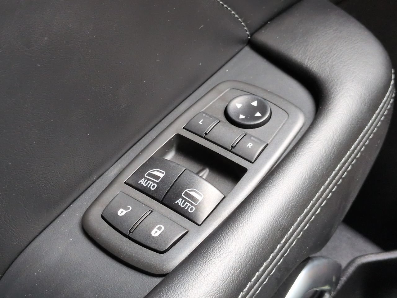 Used 2021 Dodge Challenger R/T Scat Pack RWD image 22