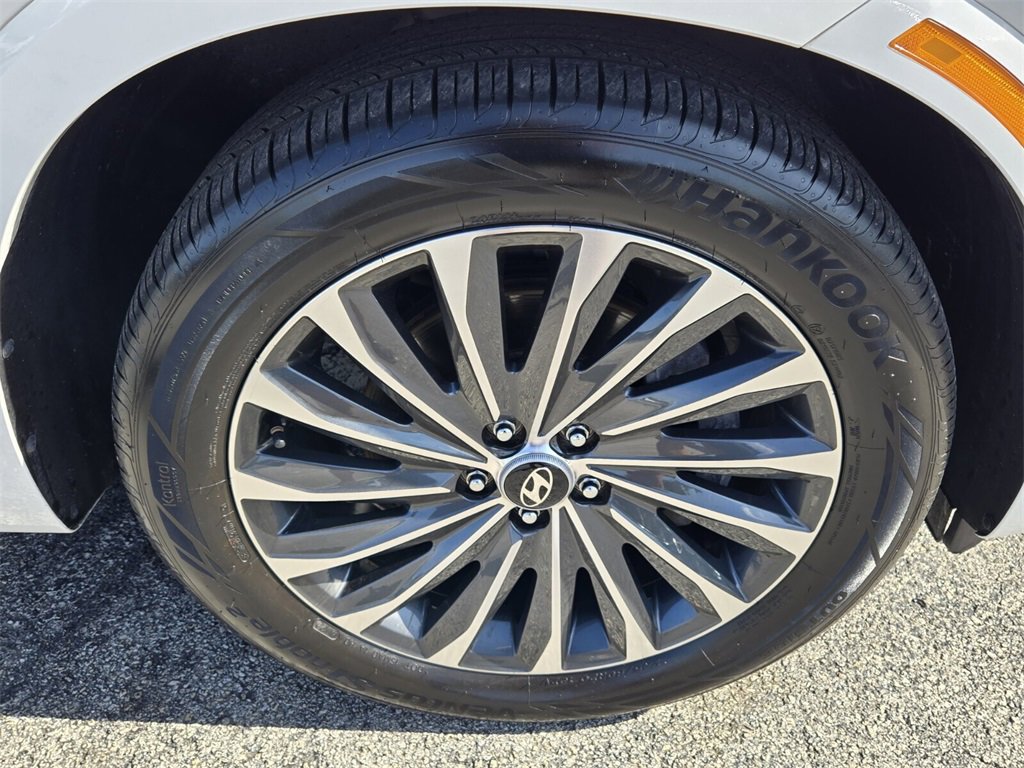 Certified 2023 Hyundai Palisade Calligraphy image 17