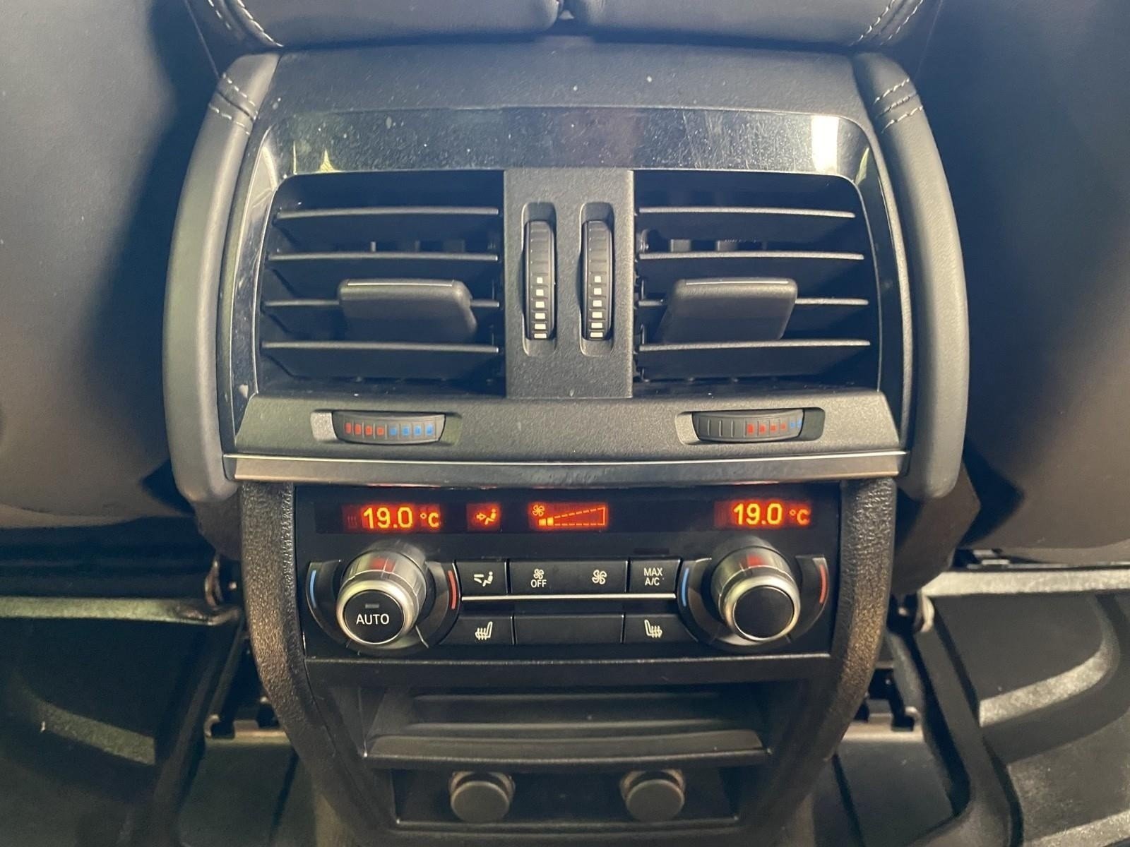Used 2019 BMW X6 M w/ Premium Package AWD/4WD image 15