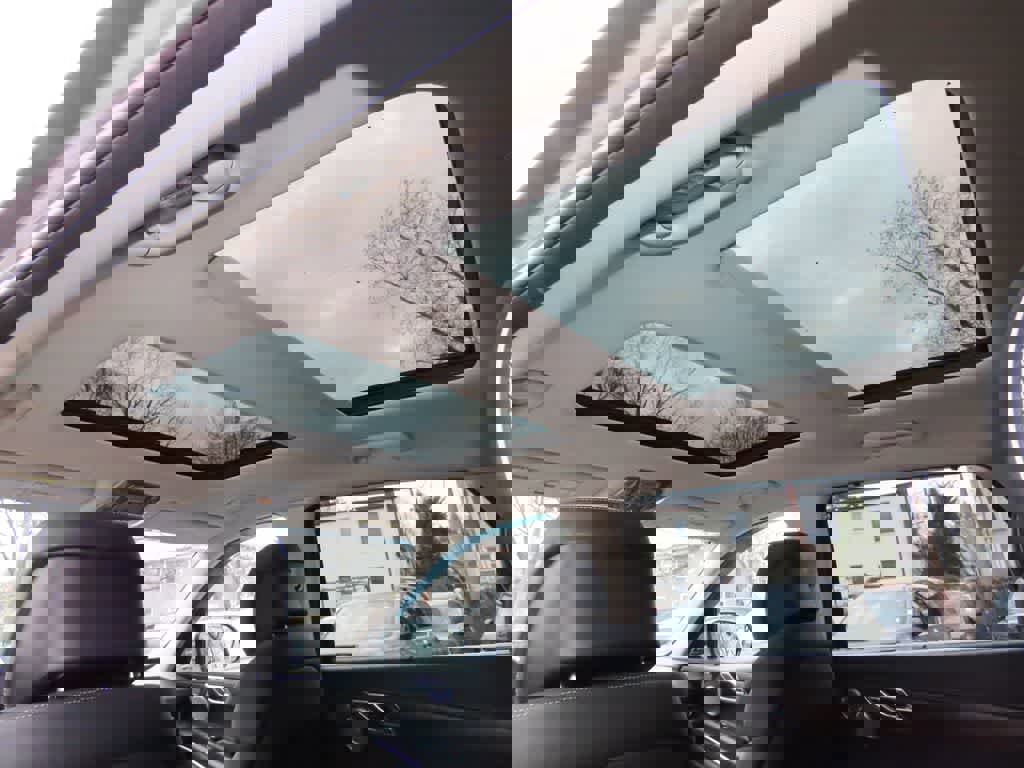 Used 2023 Genesis GV80 2.5T w/ Prestige 20" Package image 17