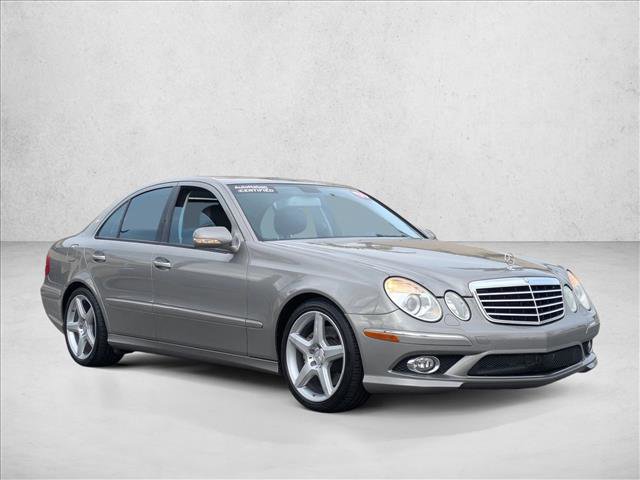 Used 2009 Mercedes-Benz E 350 Sedan image 3
