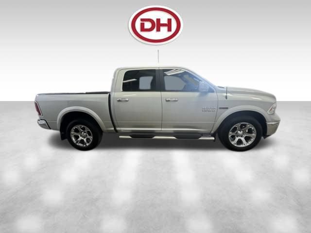 Used 2017 RAM 1500 Laramie w/ Convenience Group AWD/4WD image 2
