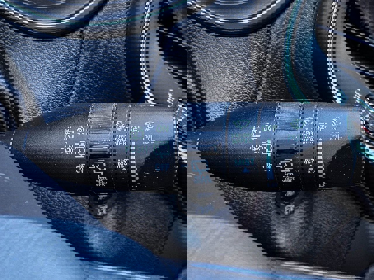 Used 2019 Jeep Cherokee Latitude Plus image 25