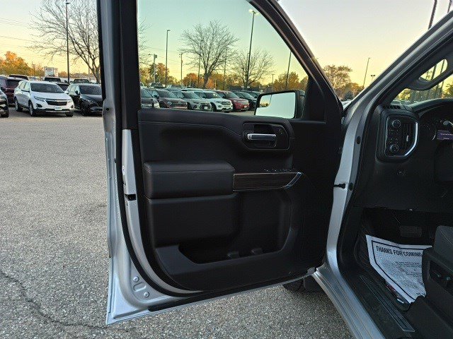 Used 2021 Chevrolet Silverado 1500 RST image 10