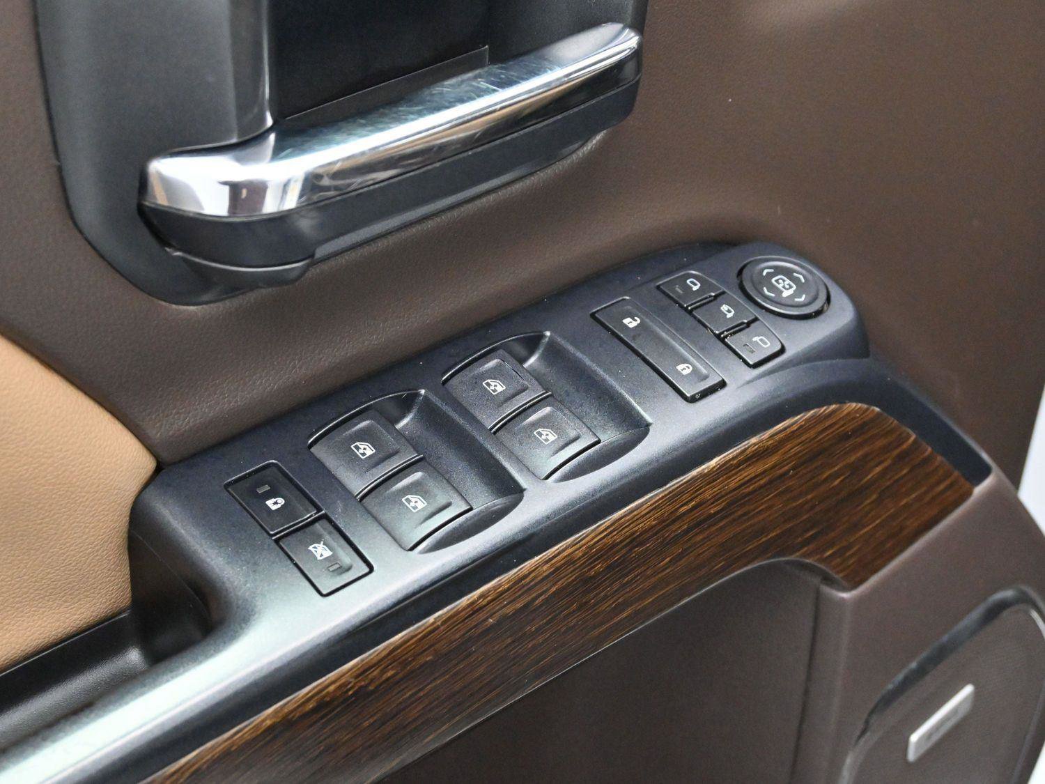 Used 2017 GMC Sierra 1500 Denali w/ Denali Ultimate Package image 10