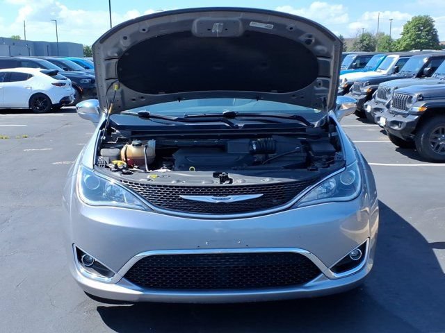 Used 2019 Chrysler Pacifica Limited FWD image 72