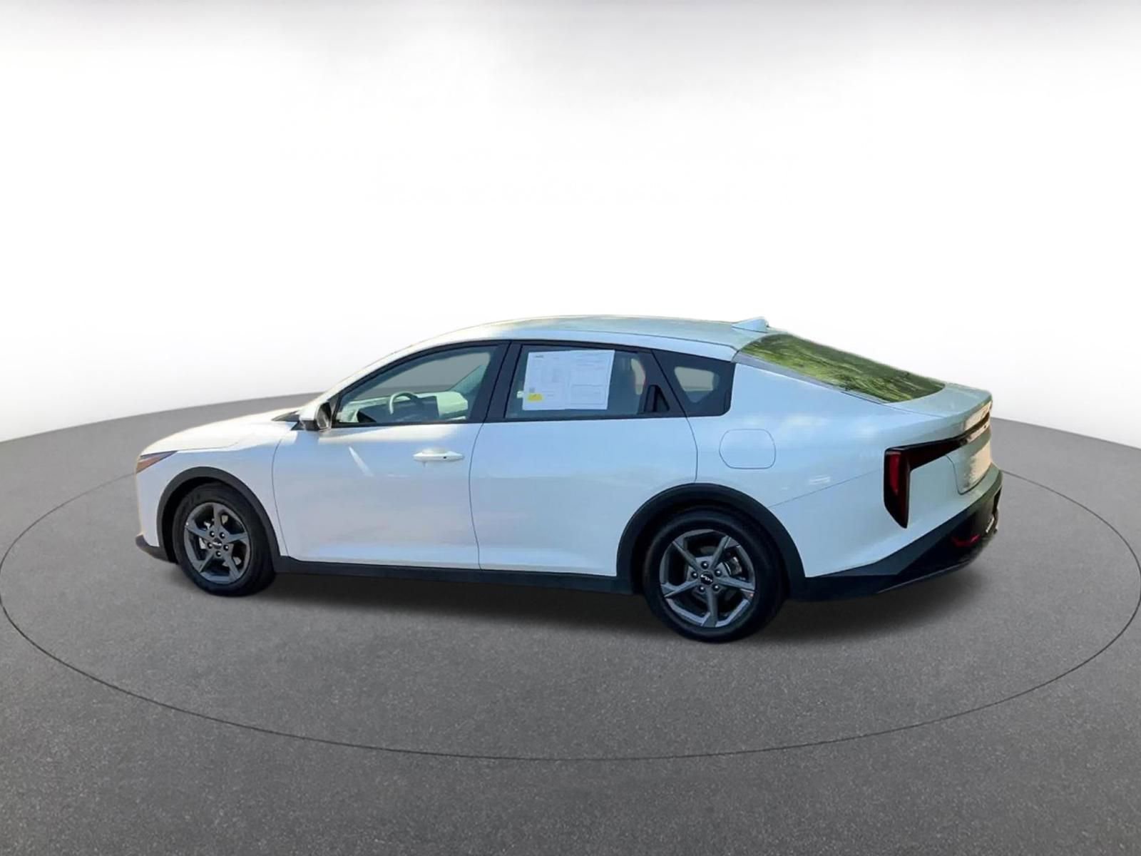 Used 2025 Kia K4 LXS FWD image 10
