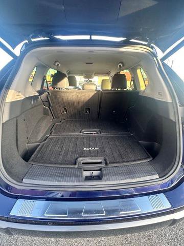 Certified 2024 Nissan Rogue SL image 11