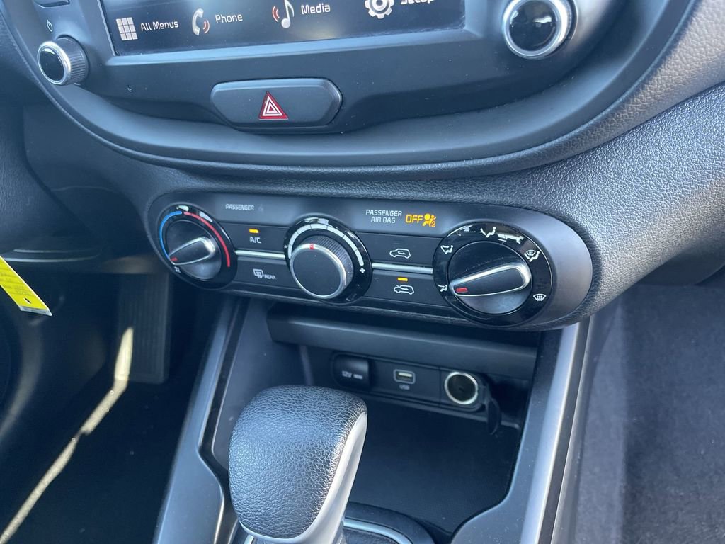 Certified 2023 Kia Soul LX w/ Option Group 015 FWD image 24