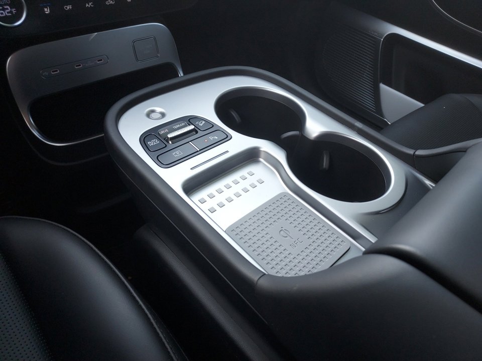 New 2026 Hyundai Ioniq 9 Limited image 28