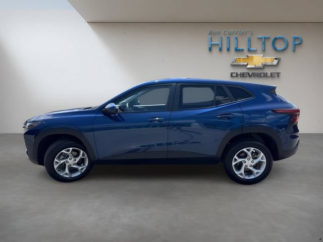 Used 2024 Chevrolet Trax LS w/ LS Convenience Package FWD image 9
