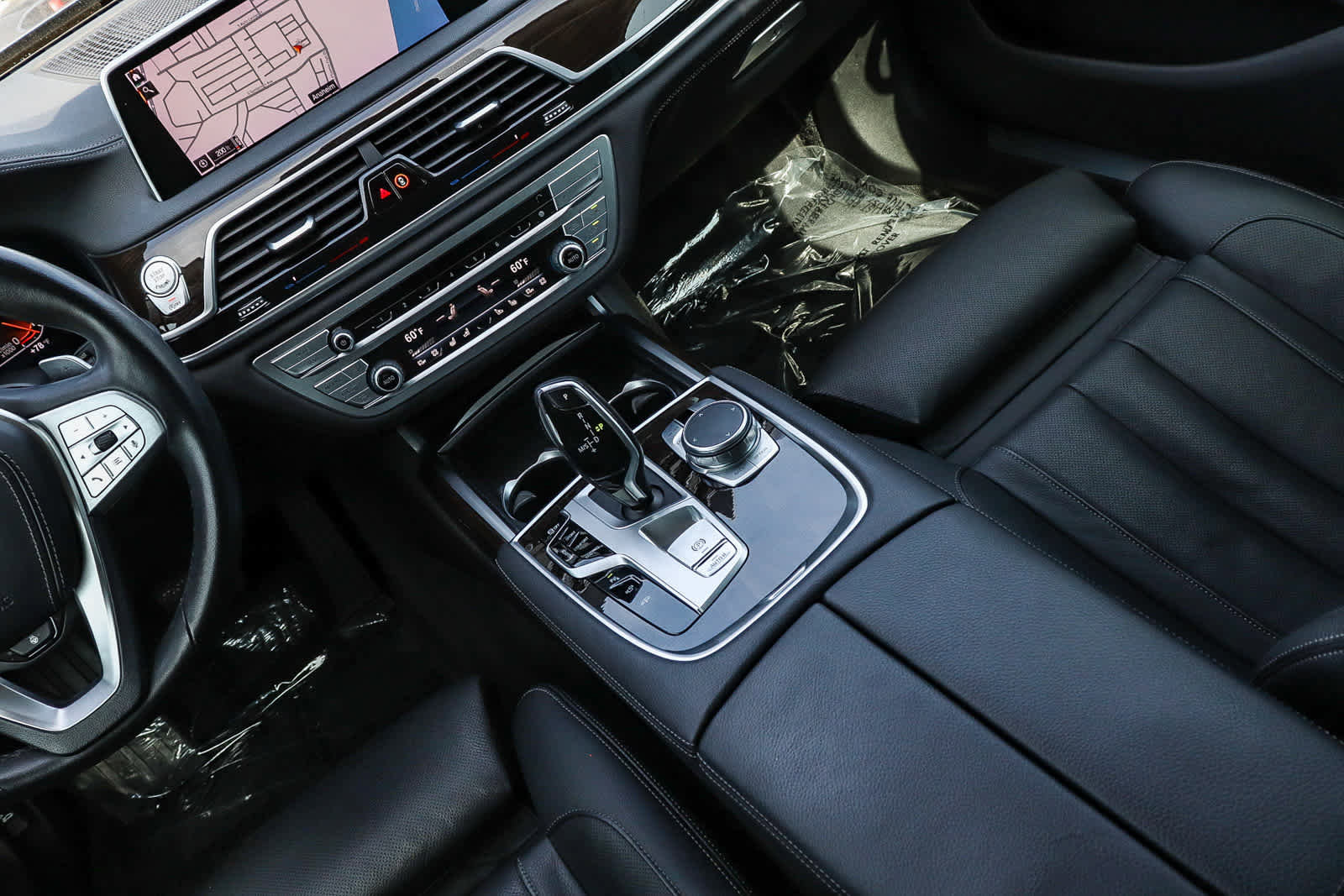 Used 2021 BMW 740i image 23