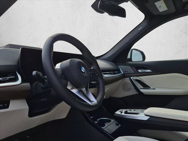 New 2027 BMW X1 xDrive28i AWD/4WD image 3
