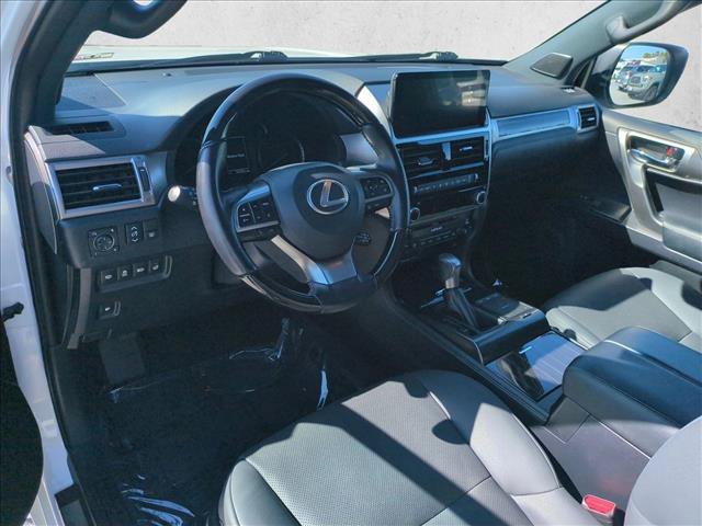 Used 2022 Lexus GX 460 Premium w/ Premium Package AWD/4WD image 10