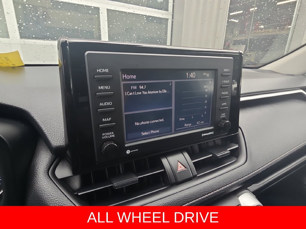 Used 2022 Toyota RAV4 LE AWD/4WD image 22