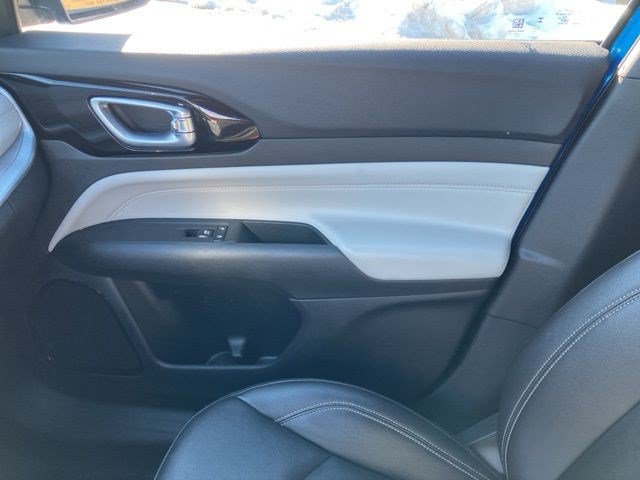 Certified 2025 Jeep Compass Limited AWD/4WD image 19