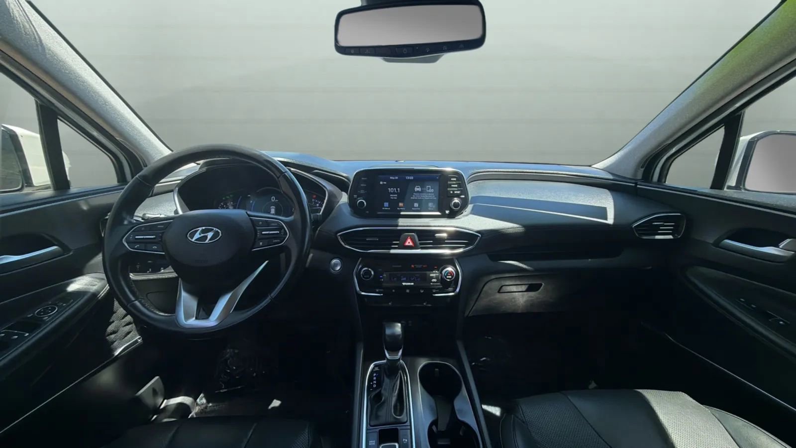 Used 2019 Hyundai Santa Fe Limited FWD image 10