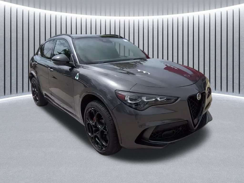 Used 2024 Alfa Romeo Stelvio Quadrifoglio AWD/4WD image 1