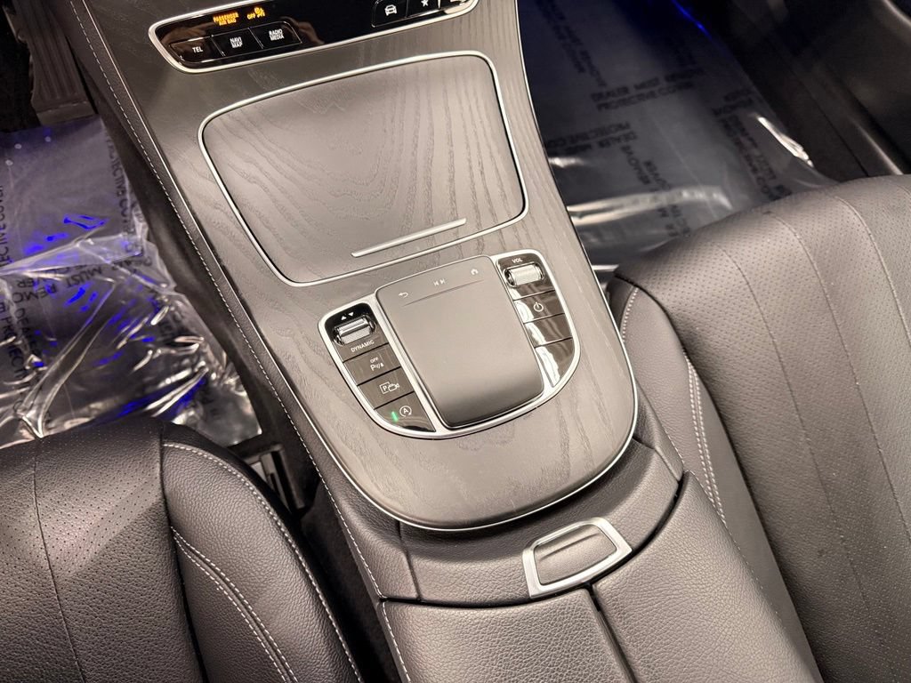 Used 2023 Mercedes-Benz E 350 4MATIC Sedan image 19