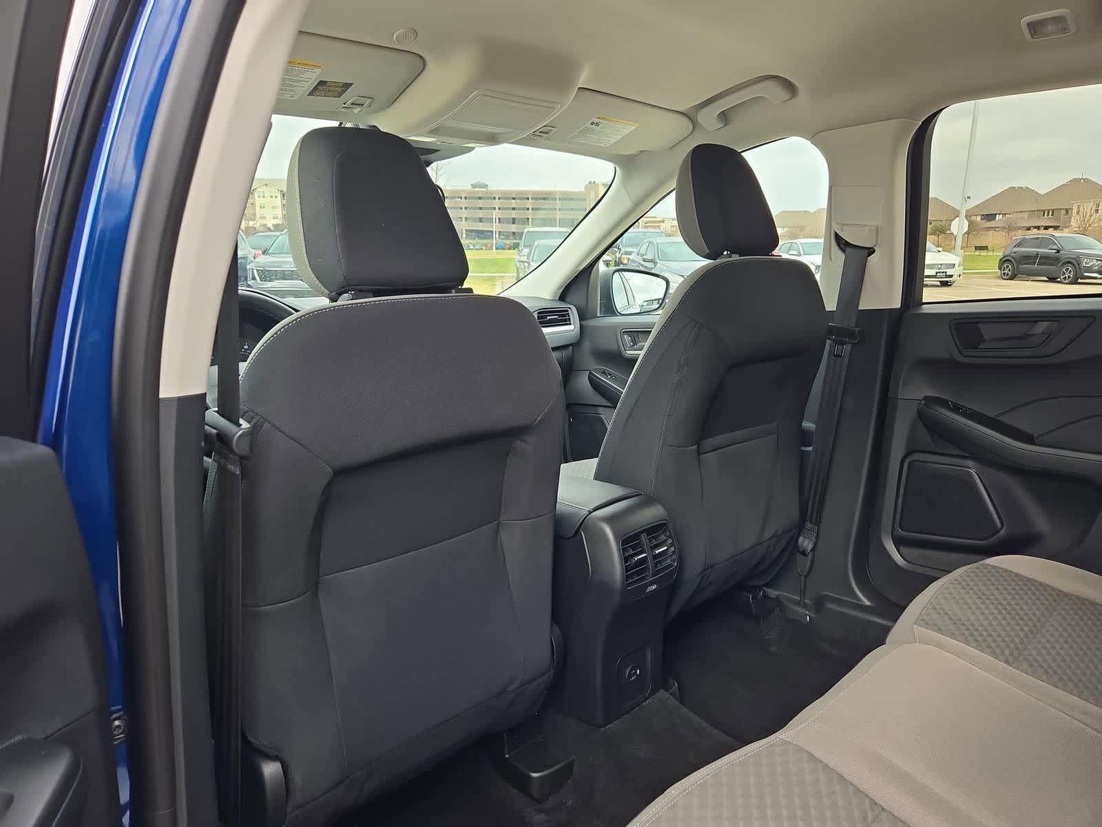 Used 2022 Ford Escape SE w/ Convenience Package image 16