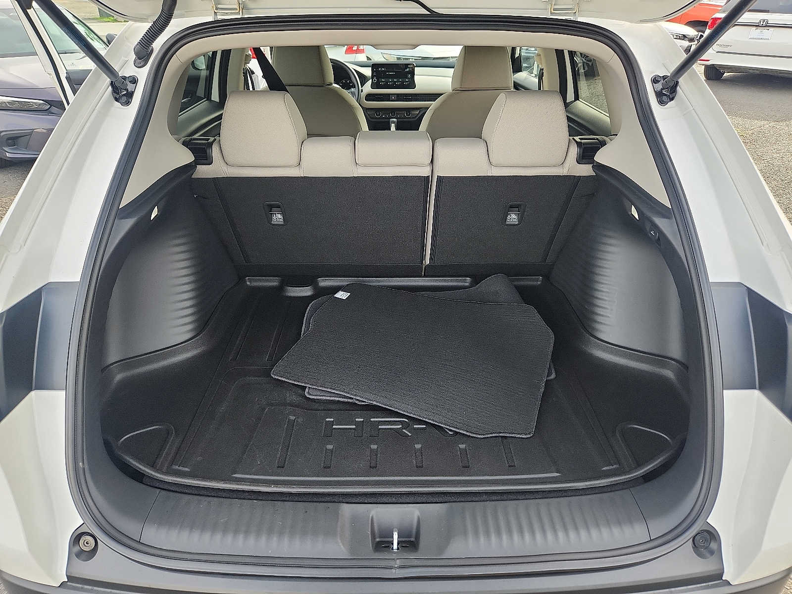 Certified 2026 Honda HR-V LX image 28