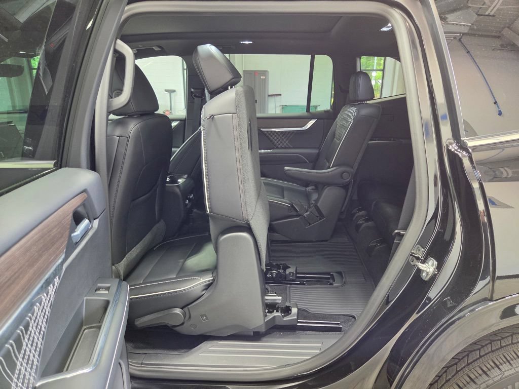 Used 2026 GMC Acadia Denali w/ LPO, Floor Liner Package AWD/4WD image 19