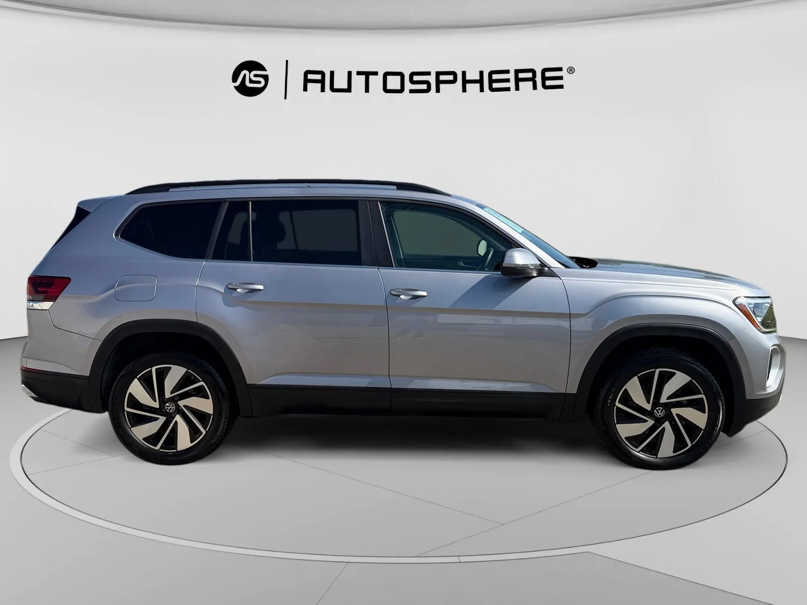 Used 2024 Volkswagen Atlas SE AWD/4WD image 10