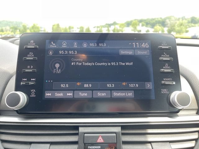 Used 2018 Honda Accord Touring image 17