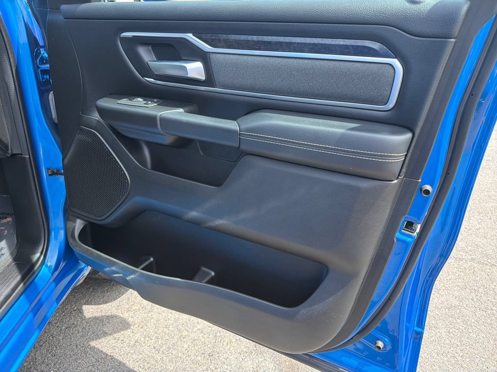 Used 2022 RAM 1500 Big Horn AWD/4WD image 16