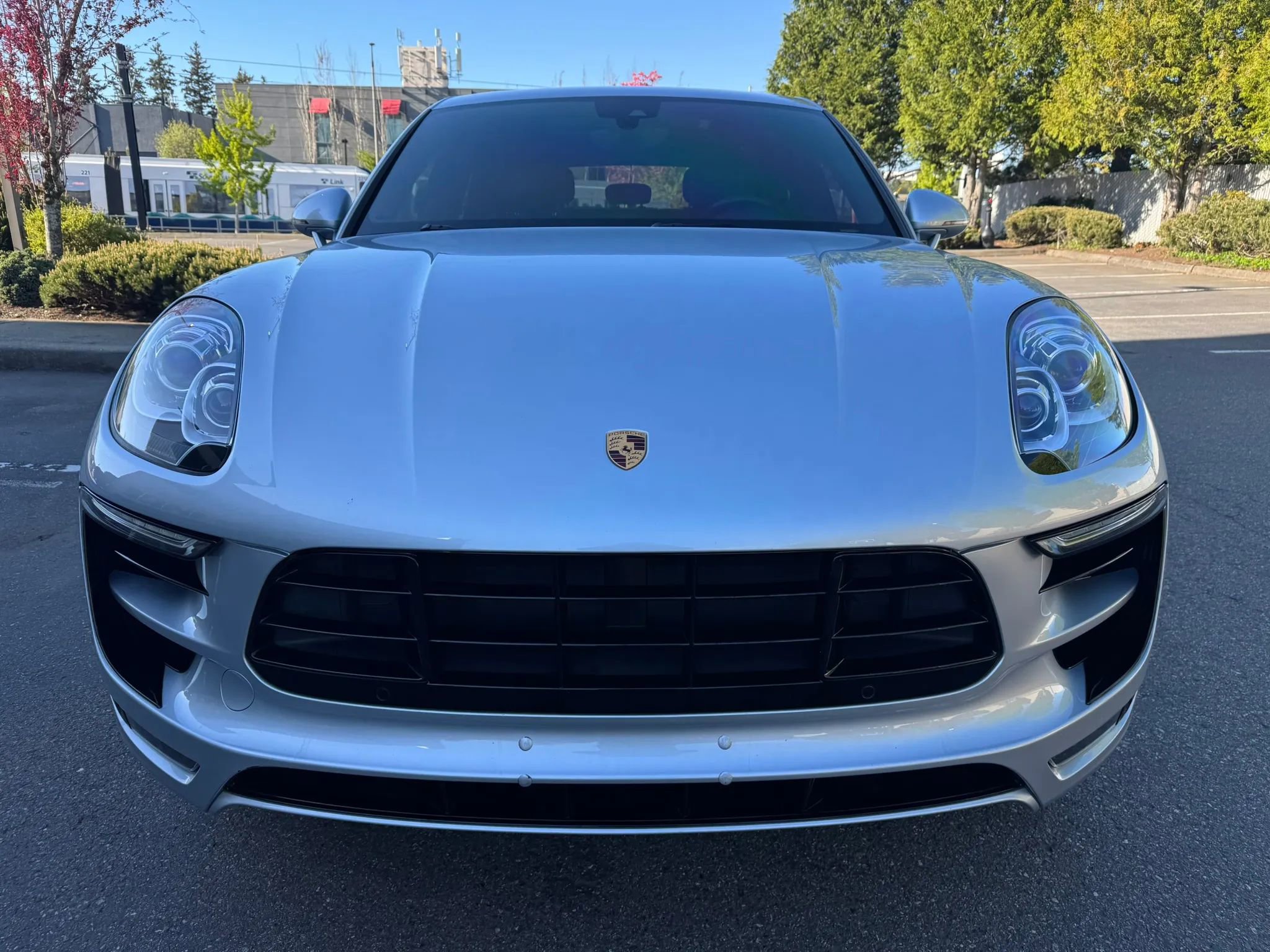 Used 2017 Porsche Macan S AWD/4WD image 3