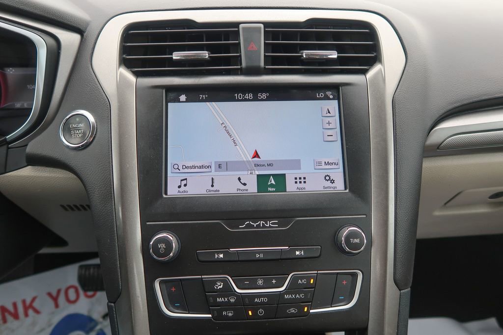 Used 2019 Ford Fusion SE FWD image 29