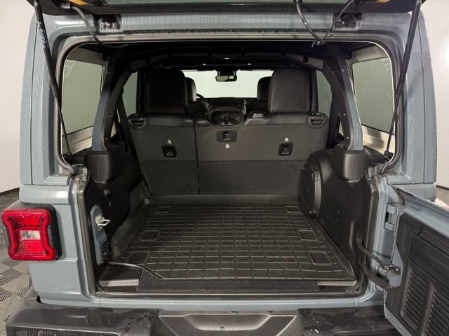 Used 2024 Jeep Wrangler Sahara w/ Technology Group image 25