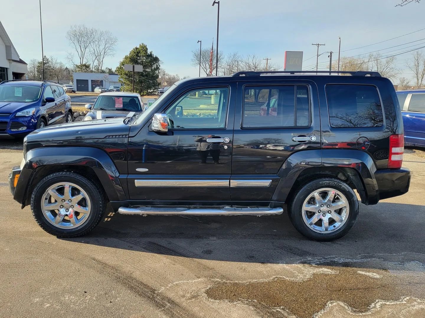 Used 2012 Jeep Liberty Sport AWD/4WD image 7