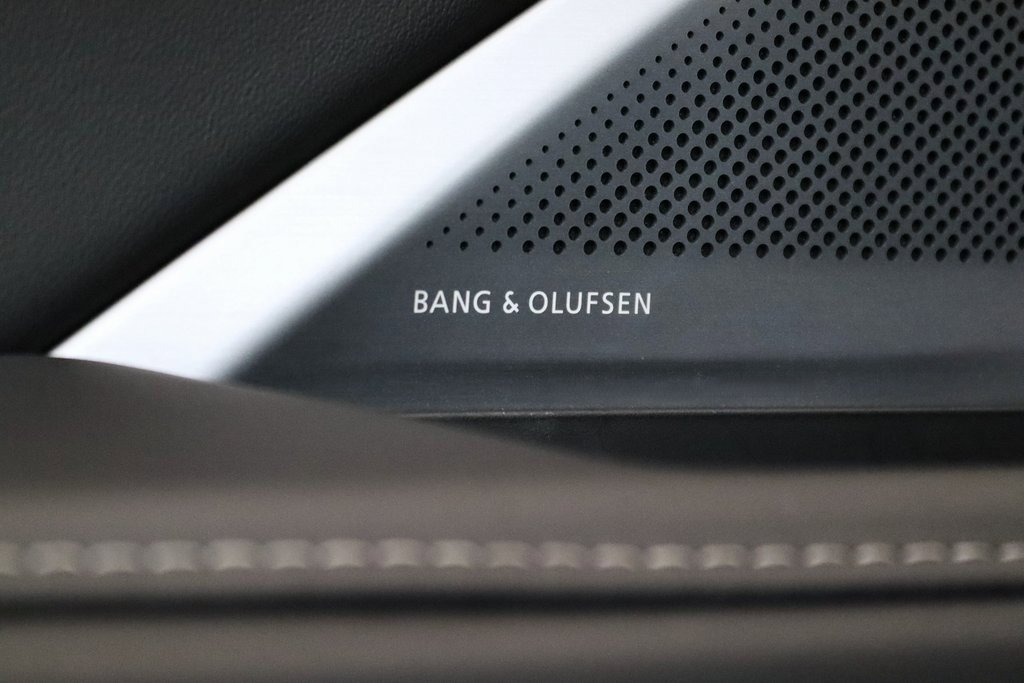 Used 2026 Acura MDX w/ Technology Package image 14